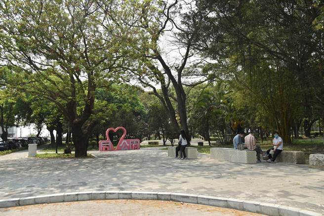 云林县虎尾镇及北港镇街道整合改善，朝宜居城市迈进。（张朝欣摄）