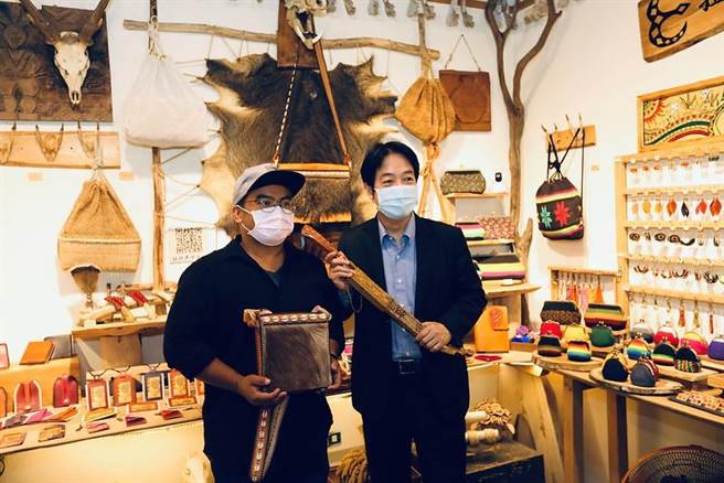 赖清德副总统今天参访「臺东县TTstyle波浪屋」及出席「臺东国本农场80薪传美好音乐会」(总统府提供)