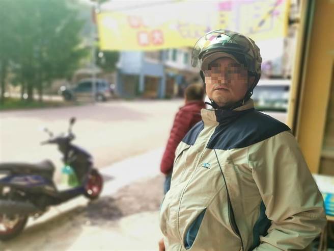 0日下午遭水泥追撞受伤的根文贵非常疼爱侄女，却一同遭遇不幸车祸。（谢明俊摄）