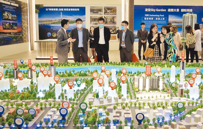 「甲山林帝景」现场接待中心实景。（甲山林提供）