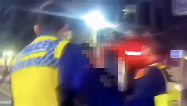 三重正义北路KTV一晚爆发2起衝突（翻摄照片／戴上容新北传真）