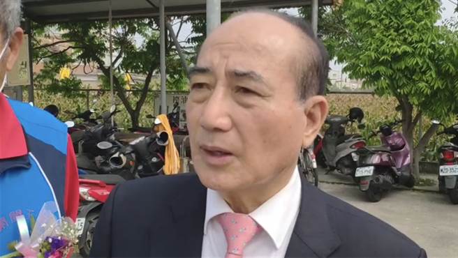 前立法院长王金平谈到国民党新任党主席该具备条件，直言解决财务问题最重要。（庄曜聪摄）