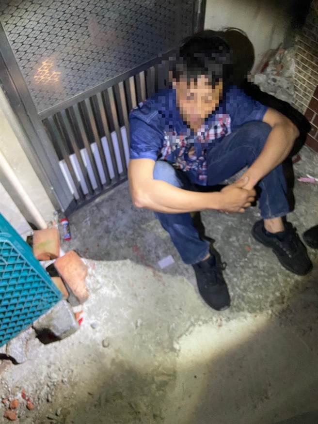 35歲吳姓男子不務正業靠行竊維生，警方鎖定追查，19日將他逮捕到案。（警方提供／何冠嫻苗栗傳真）