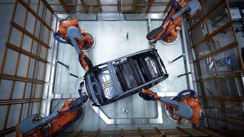 2025 年推全新世代電動車！BMW 宣示未來十年電動化戰略規劃