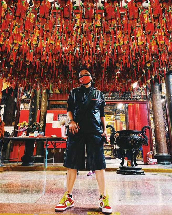 （图／翻摄自周汤豪脸书）