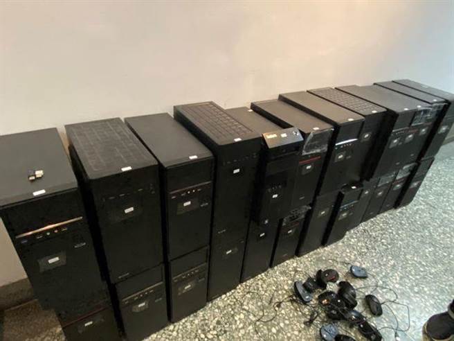 嘉義縣水上分局專案小組經過長時間調查、搜證，20日在台南市破獲一地下運彩簽賭網站，查扣電腦等證物。（警方提供∕呂妍庭嘉義傳真）