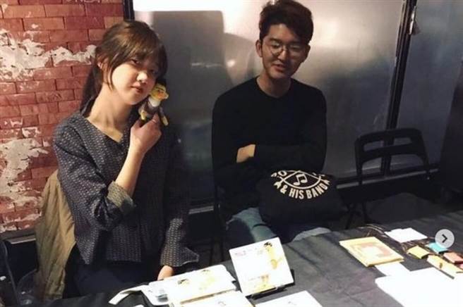 Doma(左)傳出離世的噩耗。(圖/翻攝自IG)