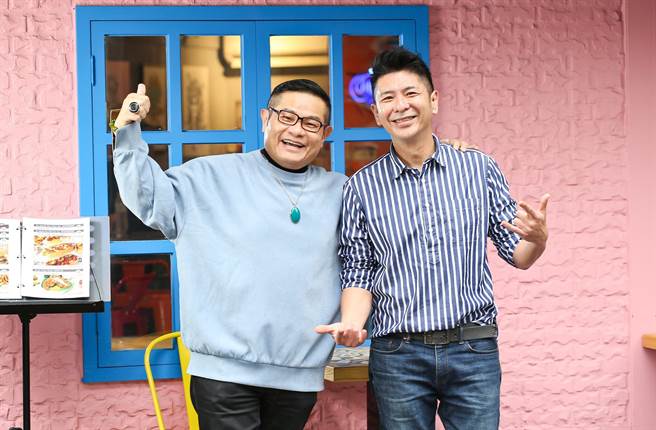 荒山亮斥资开店，好友许效舜大力相挺。（陈俊吉摄）