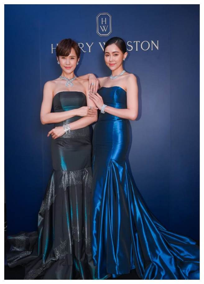 海瑞温斯顿逾30亿的美钻作品登台，不乏罕见Type IIa等级的大颗美钻。（Harry Winston提供）