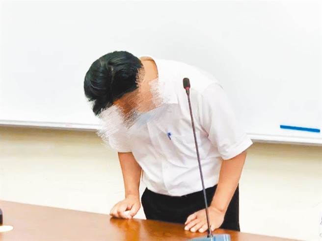 南投县去年爆发男高中生长期性侵女同学案后，传出受害女学生不只1人，该校校长也出面鞠躬道歉。（中时资料照／林心柔南投传真）