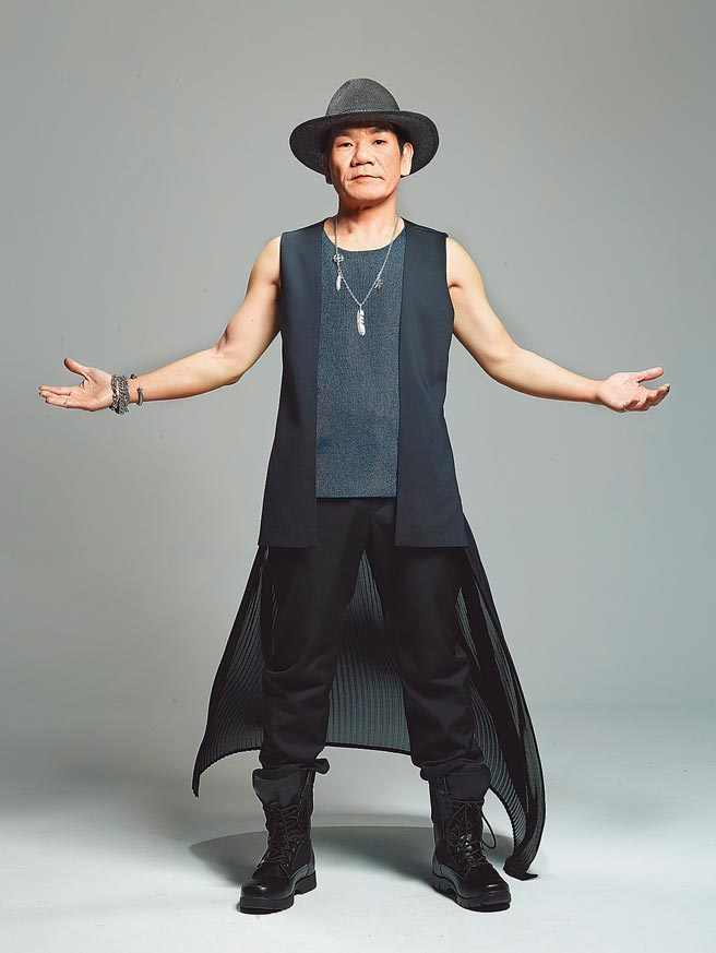 趙傳下月推出第14張國語專輯《老不休》。（旋風音樂提供）