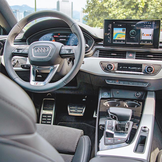 选配S-line logo方向盘与排檔头採真皮打孔设计，10.1吋MMI触控萤幕可设定3组常用内容。（陈大任摄）