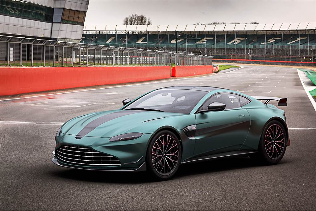 慶祝強勢重返F1賽場！Aston Martin發表Vantage F1 Edition
