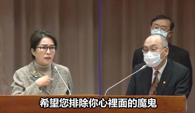 无党籍立委高金素梅（左）、故宫博物院院长吴密察（右）。（图／翻摄高金素梅脸书）