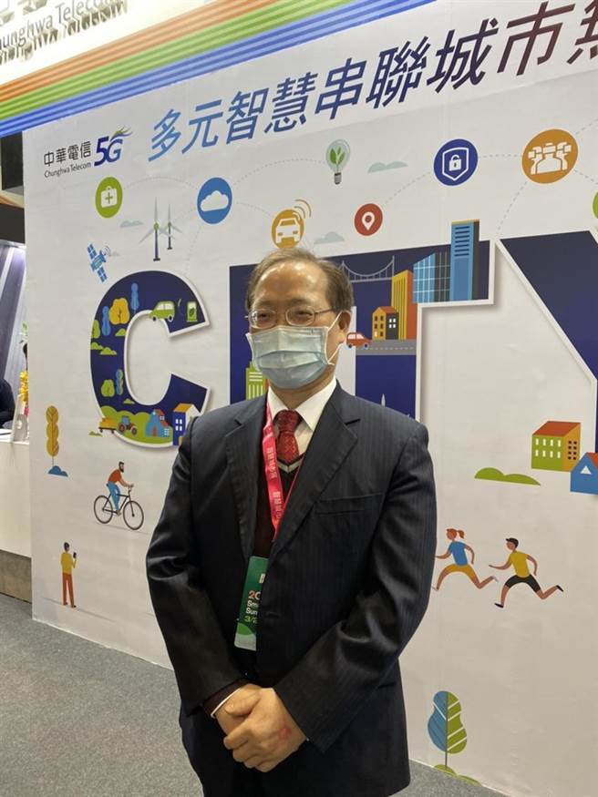 （中华电信董事长谢继茂亲自出席2021智慧城市展。图／林淑惠）