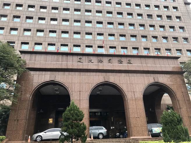 基隆地院近日審結，認定院方及照護員有疏失，判賠家屬及林男共557萬餘元。（陳彩玲攝）