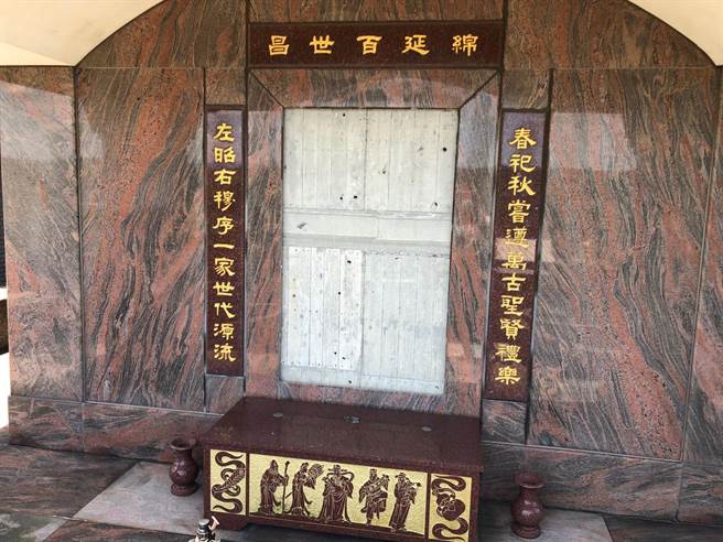 新北分署拍卖的「家族式豪华阴宅」坐落在新北市林口区「顶福陵园」内之「爱区」墓园。（法务部行政执行署新北分署提供）