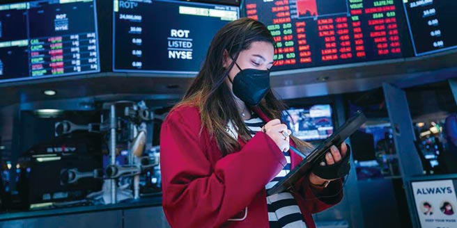 摩根大通银行预估，今年SLB市场可望大爆发，市场规模估成长20倍。图／美联社