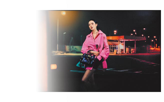 有「零负评女神」称号的孙艺珍，接下Valentino的DI.VAs形象广告。（Valentino提供）