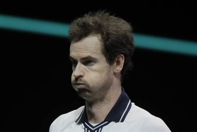 莫瑞几乎什么也没做就受伤了，只好临时退出迈阿密网赛。（美联社资料照）