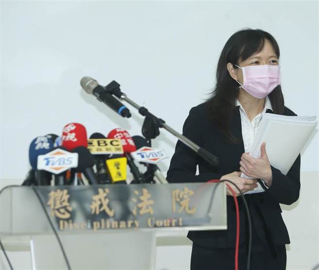 惩戒法院书记官长林玉苹（见图）向媒体说明判决理由。（陈怡诚摄）