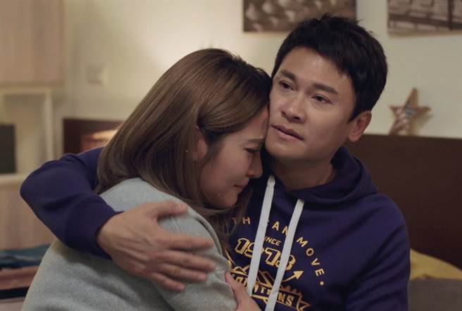 李宣榕、王建復剧中离情依依。（TVBS提供）