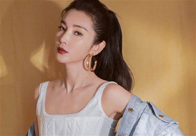 李冰冰是演艺圈着名冻龄女神。(图/翻摄自李冰冰微博)