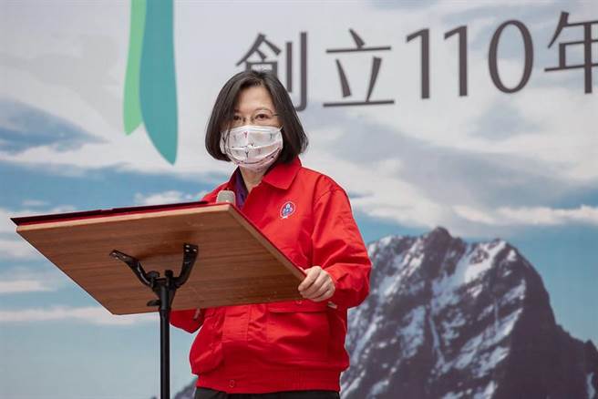 被质疑战机失事还跑趴？总统蔡英文不出席大港开唱了。(总统府提供)