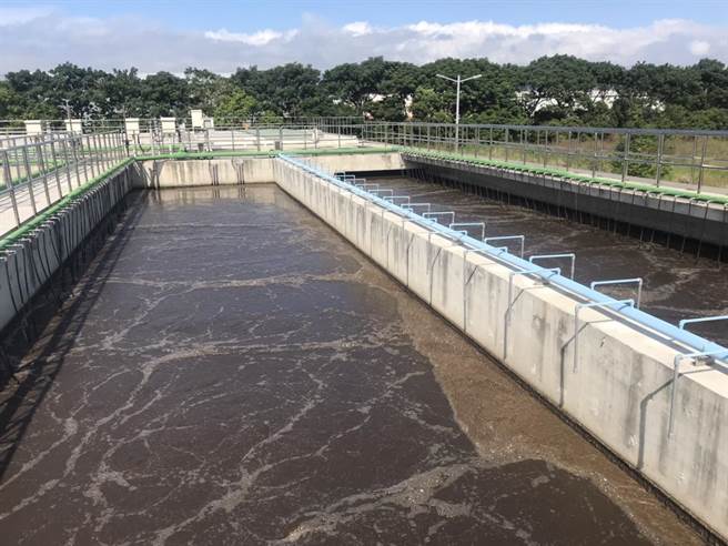 水资源回收中心每日约可提供2800吨回收水给民眾及机关使用，呼吁珍惜水资源，节水抗旱。（苗栗县政府提供／何冠娴苗栗传真）