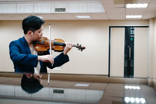 小提琴家魏靖仪将和北市交同台演出在台较少听见的葛拉祖诺夫《A小调小提琴协奏曲》。（郭吉铨摄）