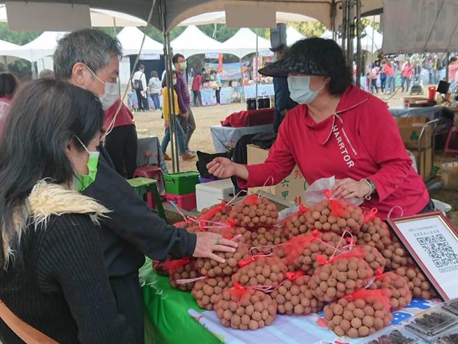 高市农业局举办的「神农市集」3月27日周六、28日周日下午3时至晚上9时将再度登场。（高市农业局提供／林宏聪高雄传真）