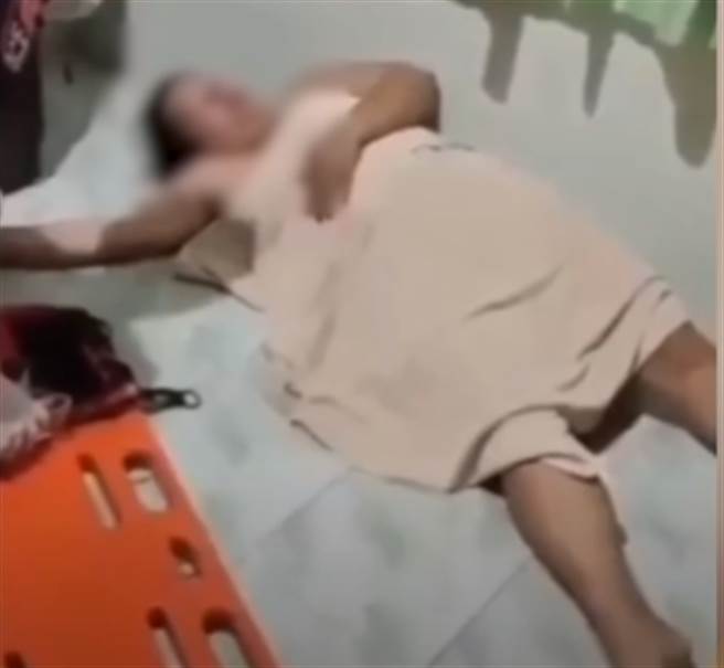 小三遭施暴等待救援(图/截自影片)