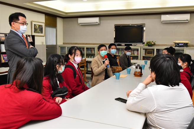 产业技术交流讲座，缩短学校与产业界之落差。（復兴商工提供）