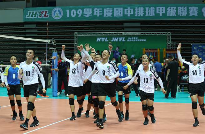 麦寮高中国中部男排队勇夺队史JHVL首冠。（高中体总提供）