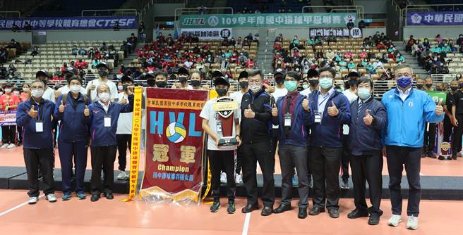 双十国中重返JHVL女子组冠军荣耀。（高中体总提供）