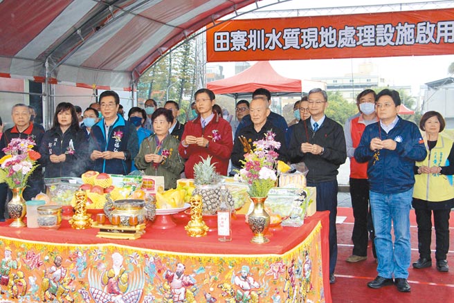 苗栗县政府建置田寮圳水质现地处理设施，24日完工启用，可有改善田寮圳水质恶臭问题。（何冠娴摄）