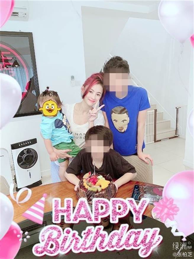 张柏芝育有3个儿子。(图/翻摄自微博)