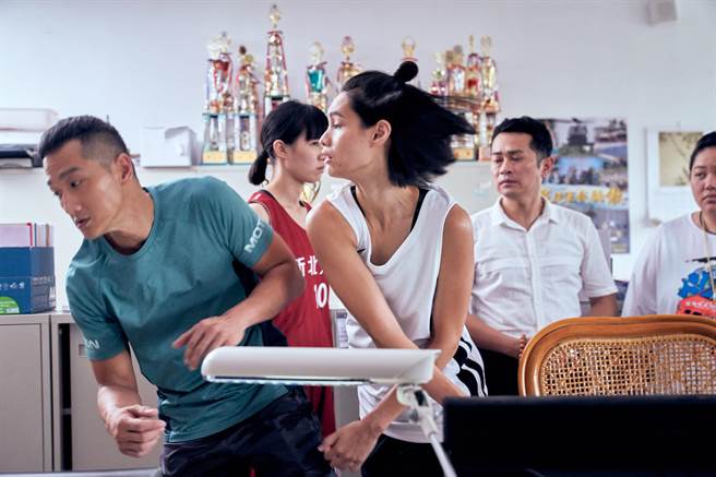 张瑀希挥拳揍人上瘾。（客家电视台提供）