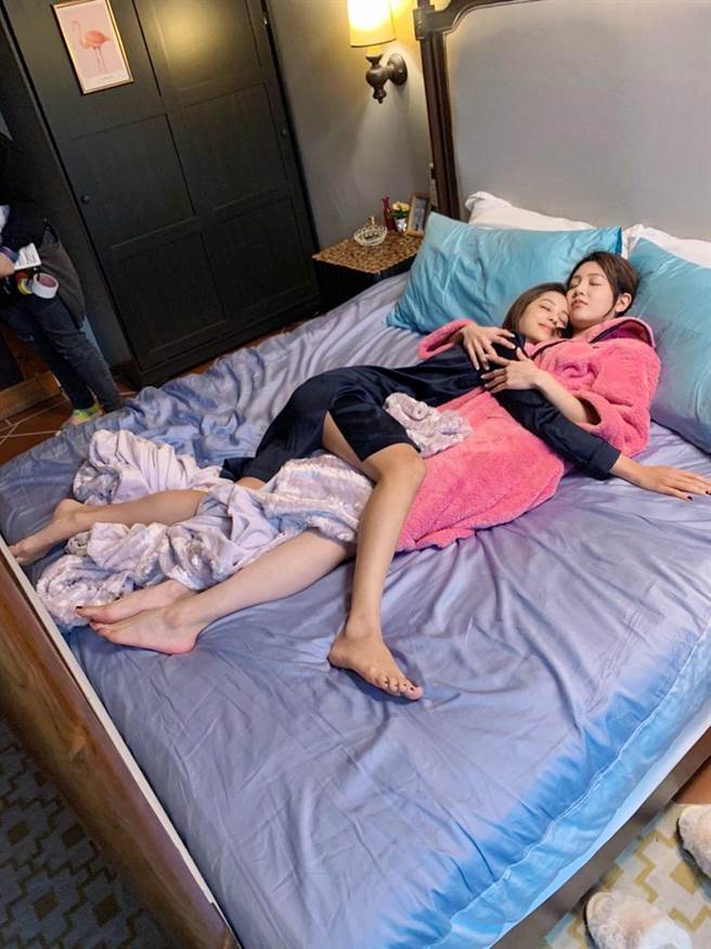 莫允雯、黃薇渟劇中飾演好閨蜜。（三立提供）