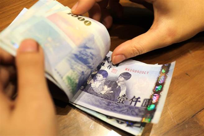 拒借200看病 幾天後竟飄屍臭 男慘遭亡鄰纏身(示意圖/達志影像)