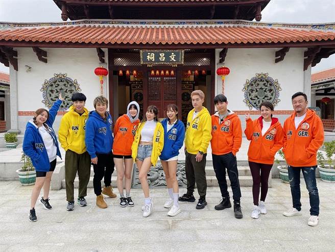 《飢餓遊戲》即將改版加入2位女主持人。（中視提供）