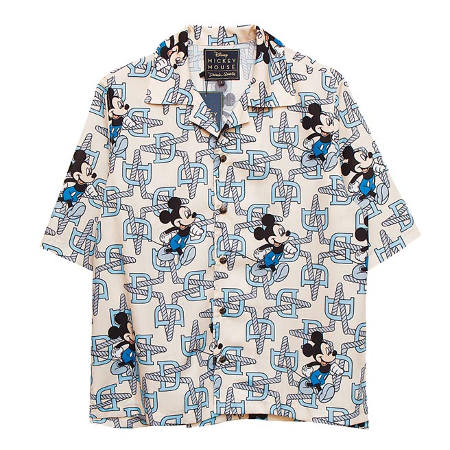 Daniel Wong新光三越A11限定款，漫步国民领短袖衬衫，7980元。（Daniel Wong提供）