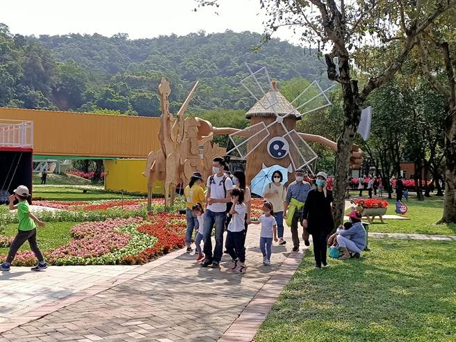 今年的绿博内容丰富有趣，受到游客的好评。（胡健森摄）