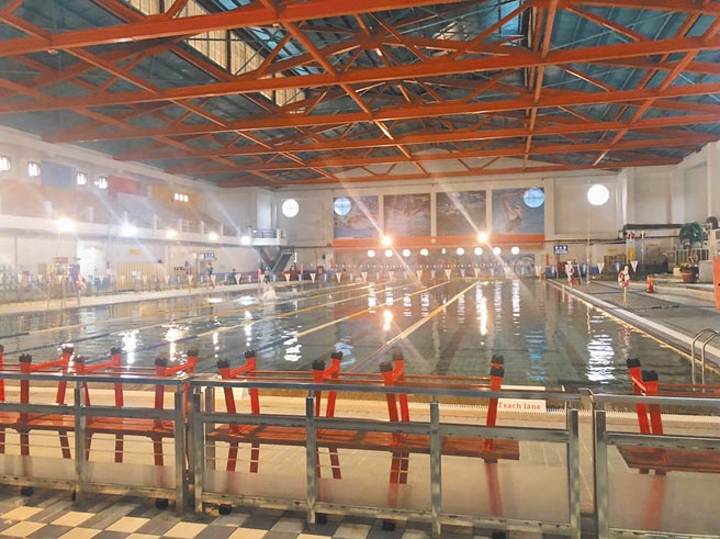 因應水情，竹南鎮公所率先宣布4月1日起鎮立游泳池暫停開放1個月。（竹南鎮公所提供／巫靜婷苗栗傳真）