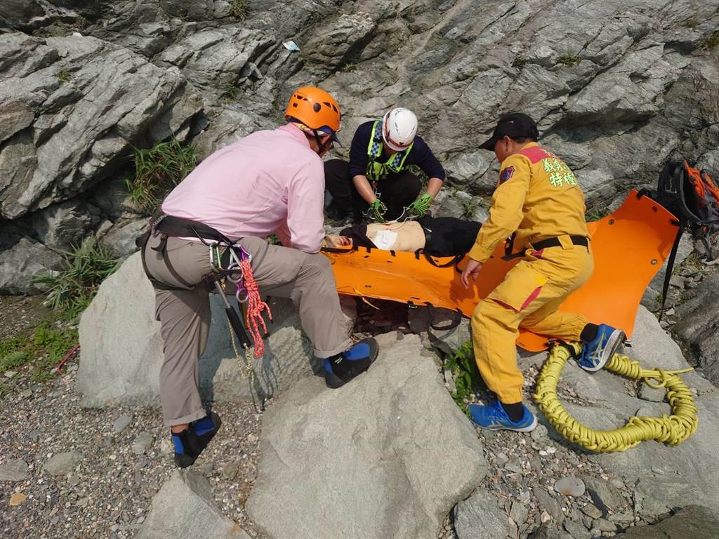 花蓮舊蘇花攀岩意外男子墜50米深懸崖 社會 中時 花蓮舊蘇花攀岩意外男子墜50米深懸崖 社會 中時