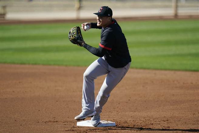 印地安人队内野手张育成。（美联社资料照）