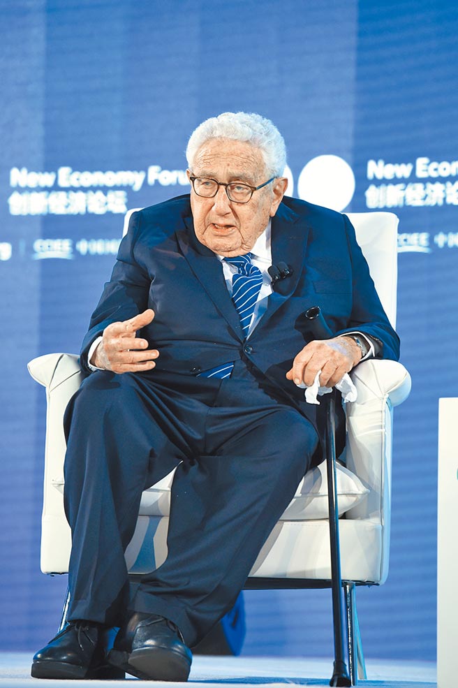 美國前國務卿季辛吉日前表示，美國必須和中國針對全球秩序達成新諒解，以確保國際體系的穩定，否則世界將重返一次大戰前的危險期。（新華社）