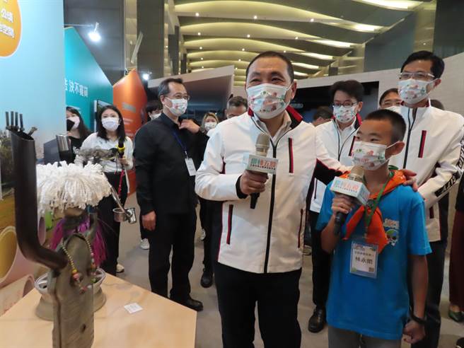 雙北論壇下午登場 侯友宜：體諒各自面對的問題。（葉德正攝）