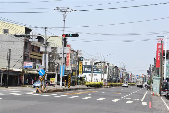 台1线路竹段车流量大，亟需拓宽。（林瑞益摄）