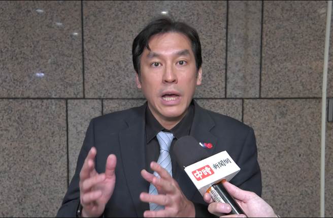 资深媒体人 黄暐瀚。(图／李宗泽)